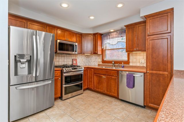 255 Versailles Road, Rochester, NY 14621