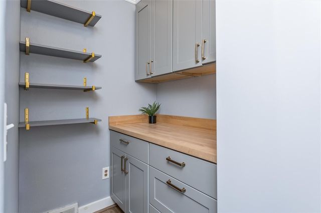 255 Versailles Road, Rochester, NY 14621