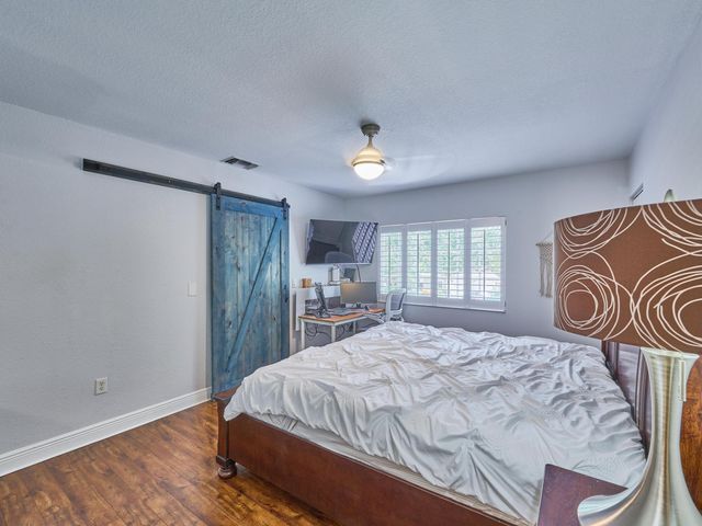 6725 Old Farm Trail, Boynton Beach, FL 33437