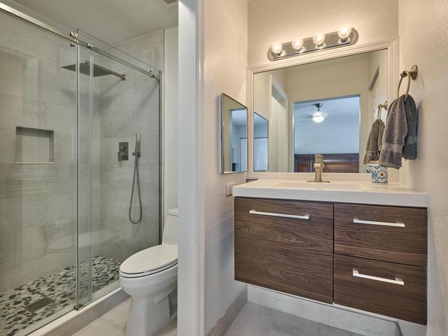 6725 Old Farm Trail, Boynton Beach, FL 33437