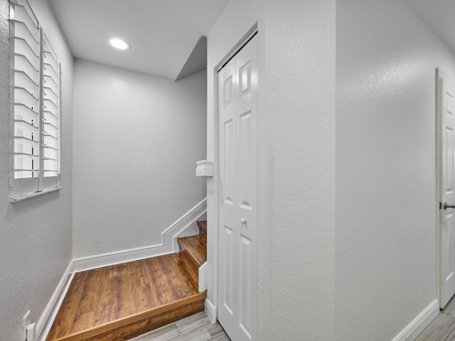 6725 Old Farm Trail, Boynton Beach, FL 33437