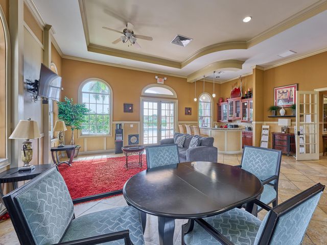 6725 Old Farm Trail, Boynton Beach, FL 33437