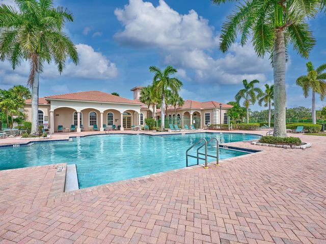 6725 Old Farm Trail, Boynton Beach, FL 33437