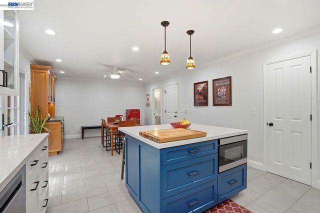 4231 Dubhe Ct, Concord, CA 94521