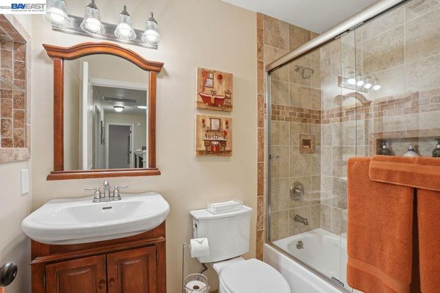 4231 Dubhe Ct, Concord, CA 94521