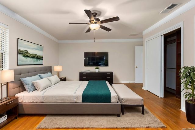 117 BRYKER DR, Terrell Hills, TX 78209