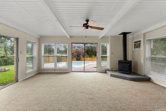 117 BRYKER DR, Terrell Hills, TX 78209
