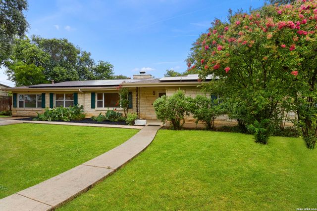 117 BRYKER DR, Terrell Hills, TX 78209