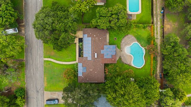 117 BRYKER DR, Terrell Hills, TX 78209