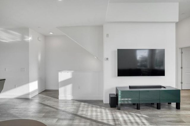 29243 Hub Court, Hayward, CA 94544