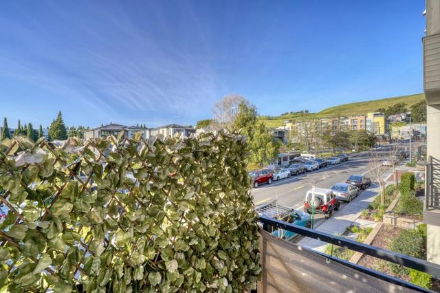 29243 Hub Court, Hayward, CA 94544