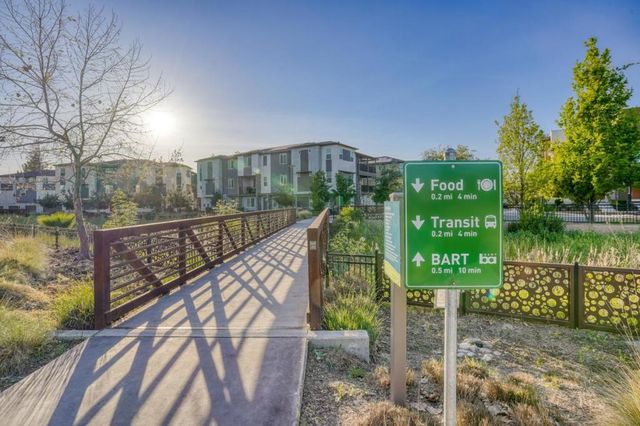 29243 Hub Court, Hayward, CA 94544