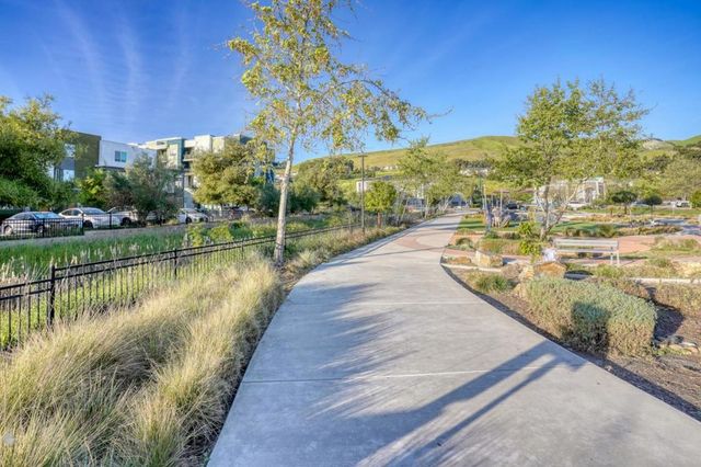 29243 Hub Court, Hayward, CA 94544