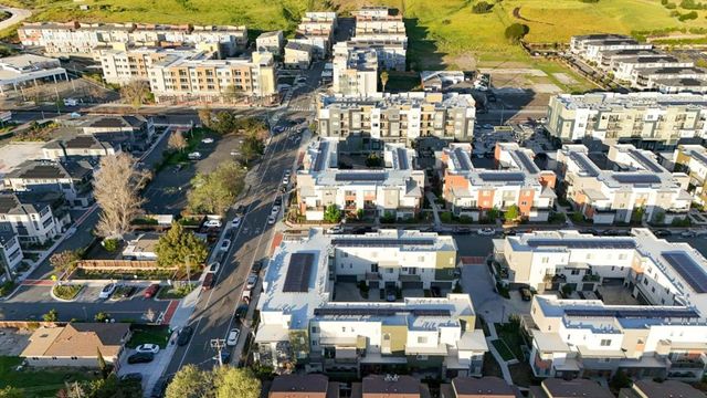 29243 Hub Court, Hayward, CA 94544