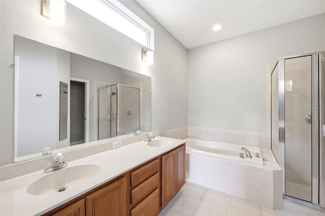 5016 BRIDGEWAY LANE, Lutz, FL 33558