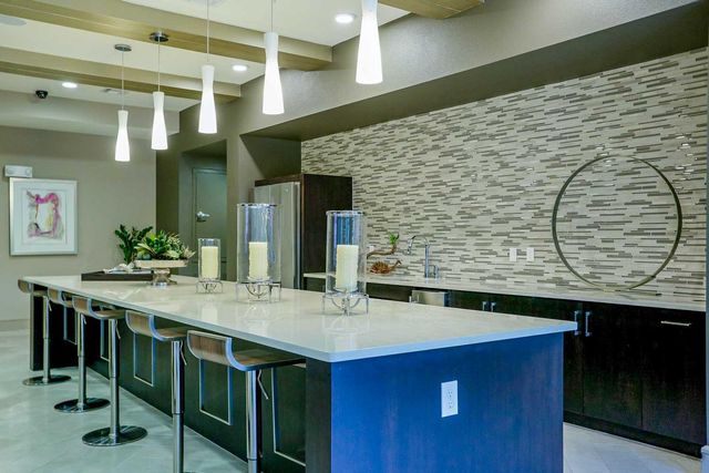 2033 S Gessner Road 2331, Houston, TX 77063