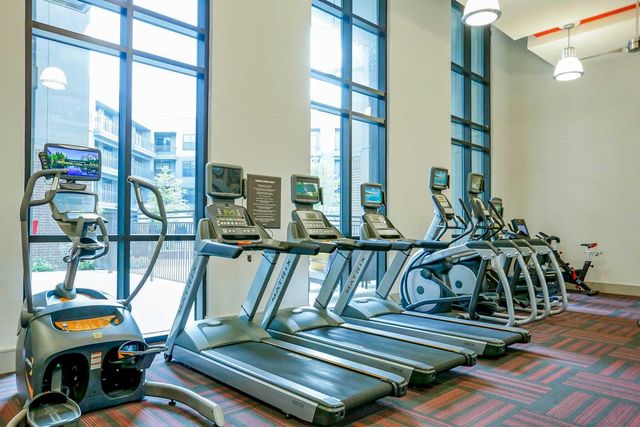 2033 S Gessner Road 2331, Houston, TX 77063