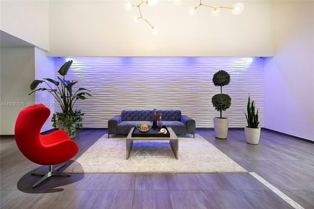 10 Aragon Ave 818, Coral Gables, FL 33134