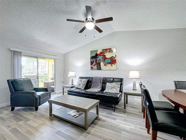 3202 QUEEN PALMS COURT, Kissimmee, FL 34747