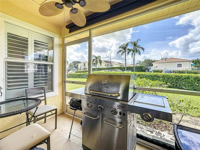 3202 QUEEN PALMS COURT, Kissimmee, FL 34747