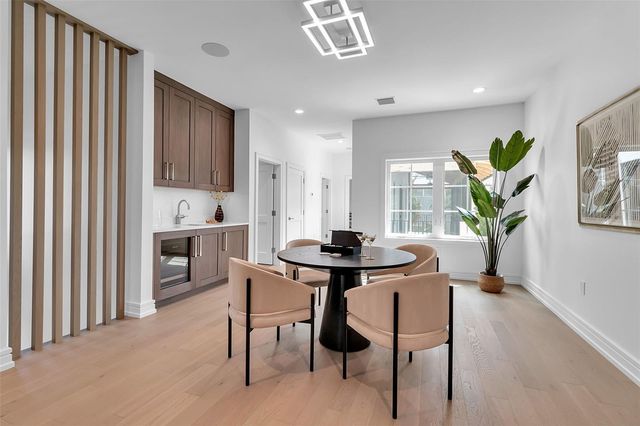 943 POMELO PLACE, Sarasota, FL 34236