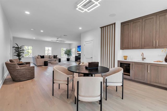 943 POMELO PLACE, Sarasota, FL 34236