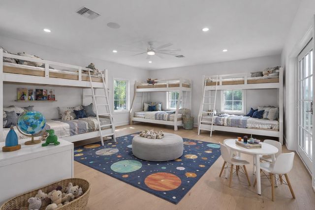 943 POMELO PLACE, Sarasota, FL 34236