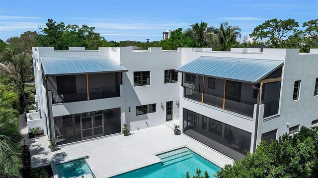 943 POMELO PLACE, Sarasota, FL 34236