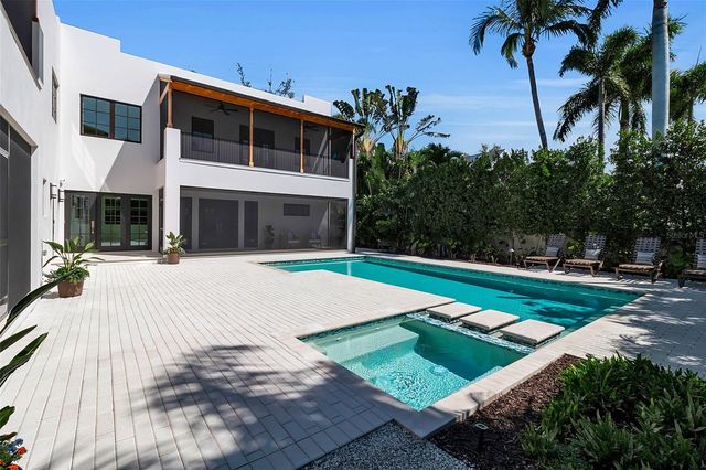 943 POMELO PLACE, Sarasota, FL 34236