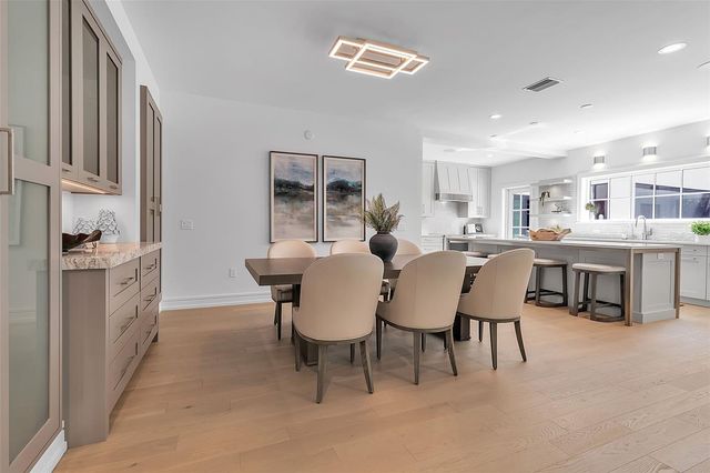 943 POMELO PLACE, Sarasota, FL 34236