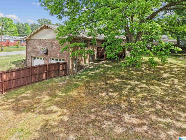 6766 SUNNY DELL DRIVE, Bessemer, AL 35023