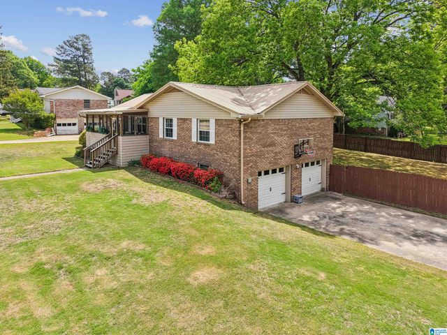 6766 SUNNY DELL DRIVE, Bessemer, AL 35023