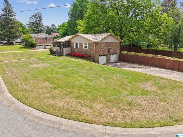 6766 SUNNY DELL DRIVE, Bessemer, AL 35023
