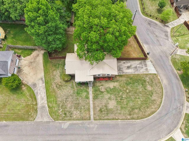 6766 SUNNY DELL DRIVE, Bessemer, AL 35023