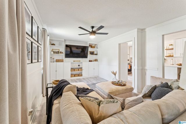 6766 SUNNY DELL DRIVE, Bessemer, AL 35023