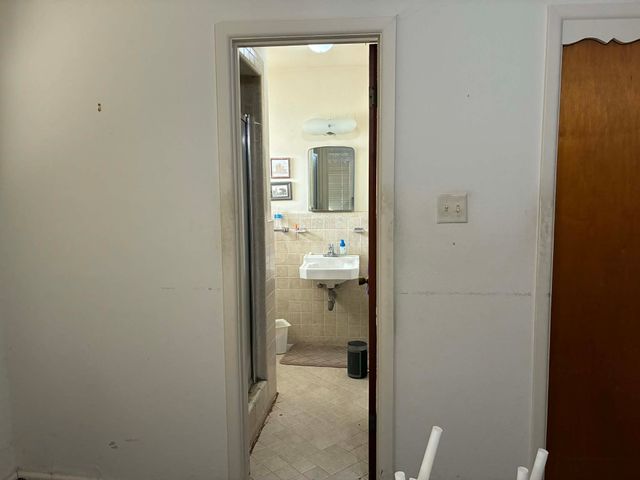 2421 Shalon Avenue, Fort Worth, TX 76112