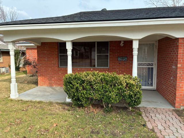 2421 Shalon Avenue, Fort Worth, TX 76112