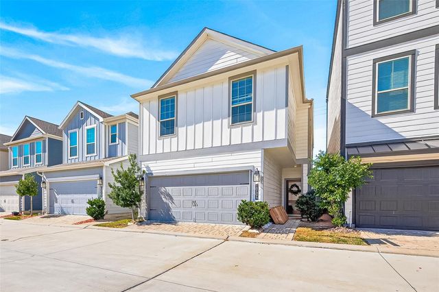 10404 Marston Vineyard Drive, Houston, TX 77025