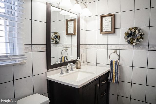 3017 HISS, Parkville, MD 21234