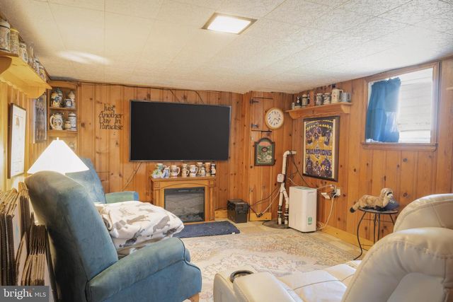3017 HISS, Parkville, MD 21234