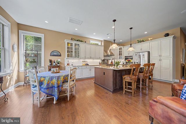 13723 LONG RIDGE DR, Gainesville, VA 20155