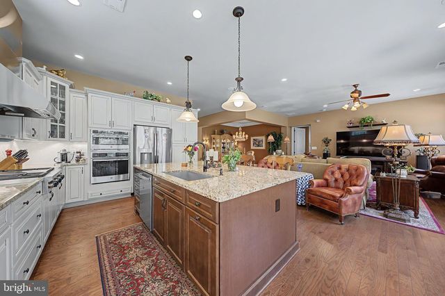 13723 LONG RIDGE DR, Gainesville, VA 20155