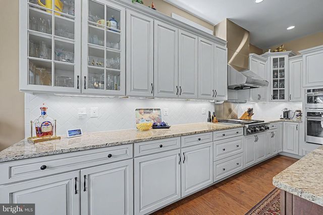 13723 LONG RIDGE DR, Gainesville, VA 20155