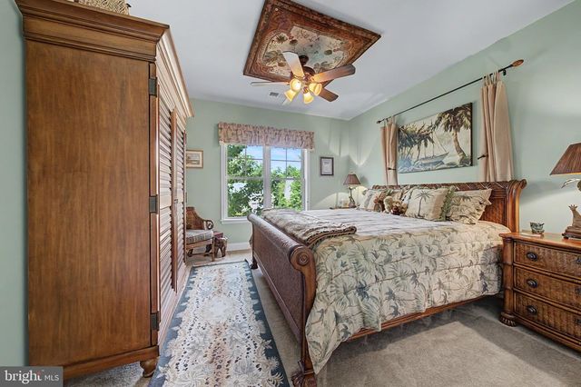 13723 LONG RIDGE DR, Gainesville, VA 20155