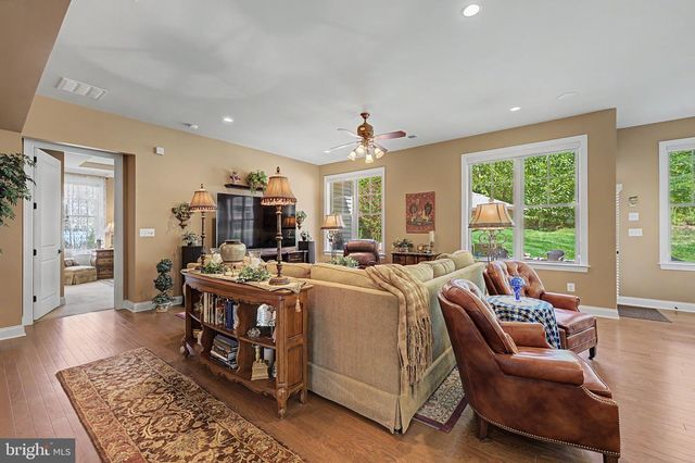 13723 LONG RIDGE DR, Gainesville, VA 20155