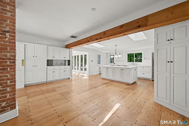 44 Redding Road, Easton, CT 06612