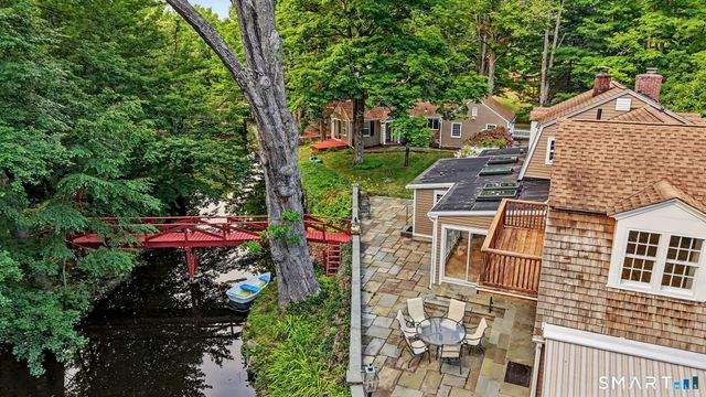 44 Redding Road, Easton, CT 06612