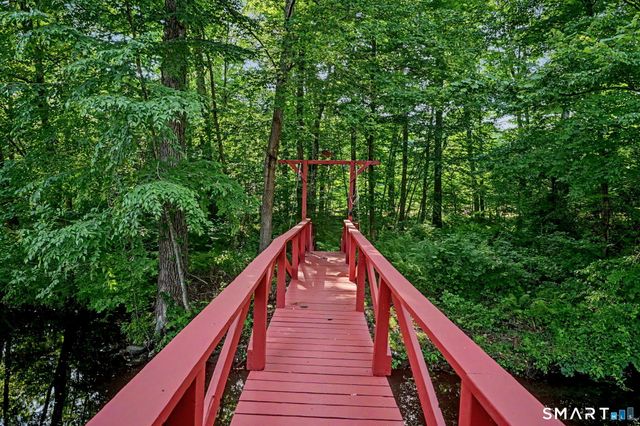 44 Redding Road, Easton, CT 06612