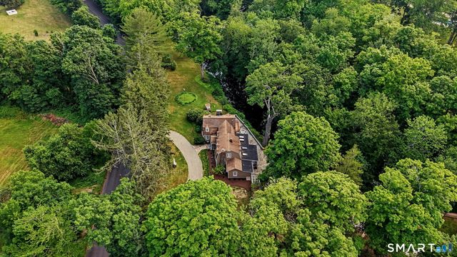 44 Redding Road, Easton, CT 06612