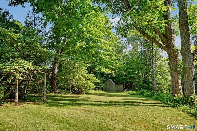 44 Redding Road, Easton, CT 06612